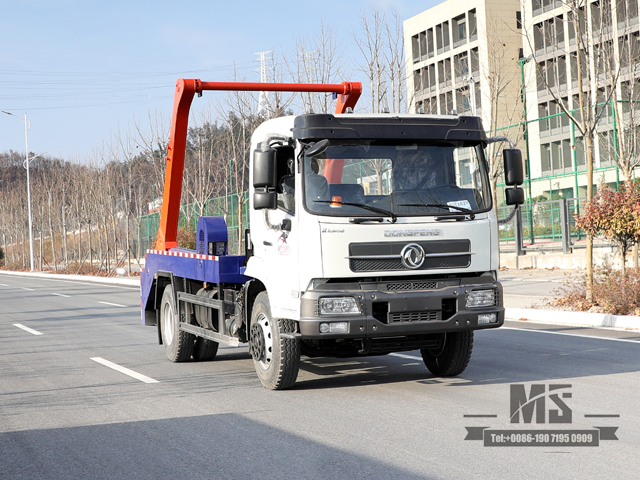 4*2东风摆臂垃圾车_190马力尖头单排驾驶室垃圾车环卫车出售_出口特价整车 
