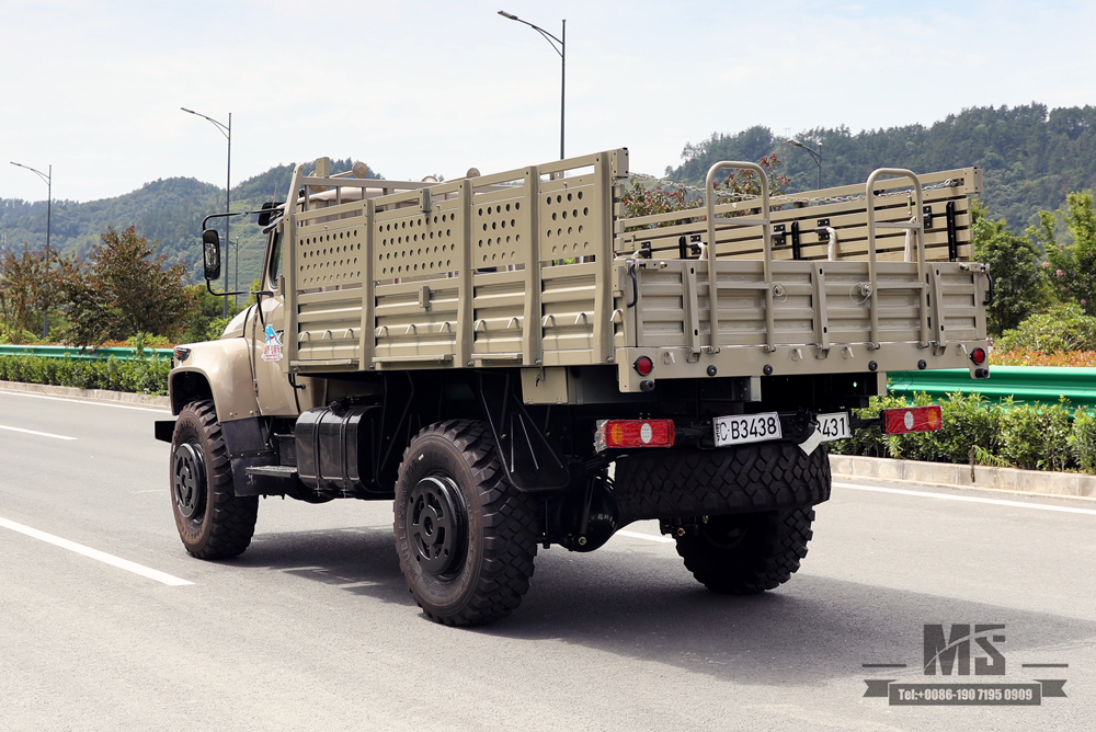 东风四轮驱动货车长头2.5吨越野卡车_4*4新型尖头驾驶室卡车_带绞车出口专用长途卡车整车