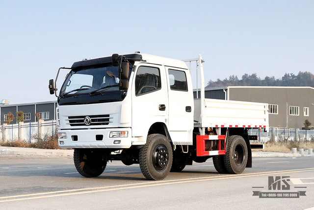 东风四轮驱动轻型货车_4*4双排小型运输车_东风四驱出口专用卡车