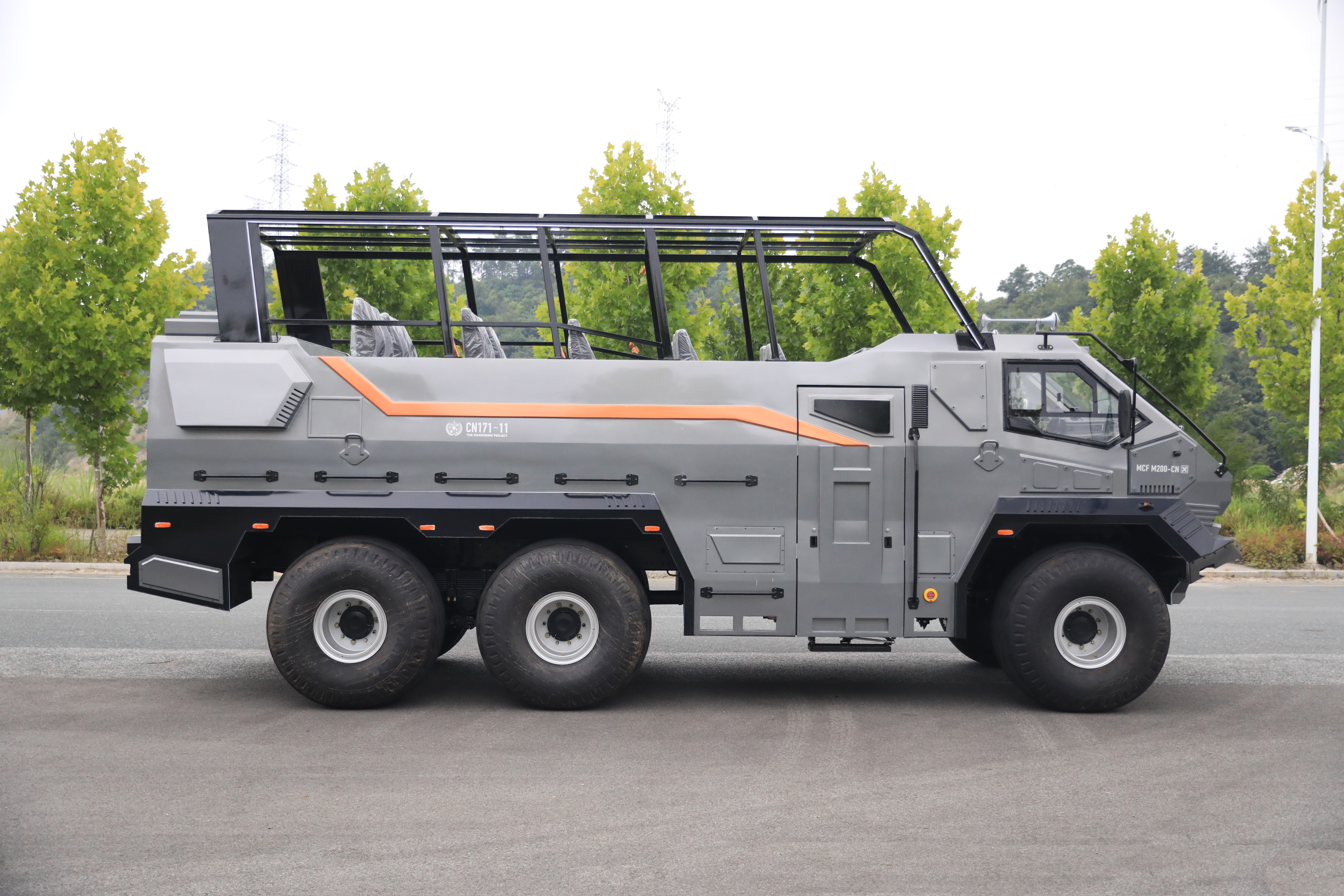 中国制造的6x6沙漠车|沙漠怪物|沙漠卡车|中国车 
