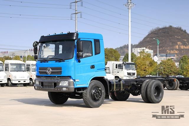 东风4*2卡车底盘_210马力一排半驾驶室卡车底盘商用整车_东风4*2卡车底盘出售_出口专用卡车底盘