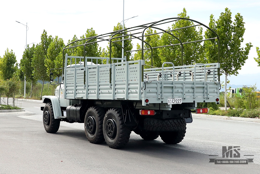 东风EQ2100 六轮驱动越野车_6*6 3.5T 尖头单排货车运输车出售_出口特价整车