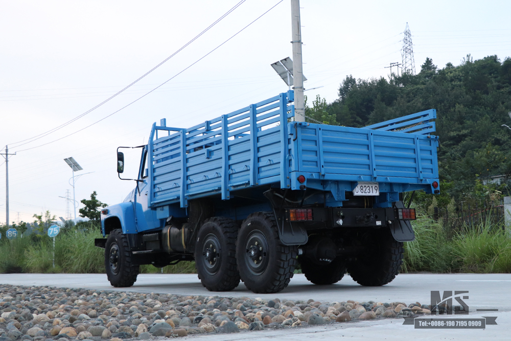 170马力东风EQ2082_六驱越野专用卡车_双玻单排240运输整车_6×6尖25Y卡车出口专用整车