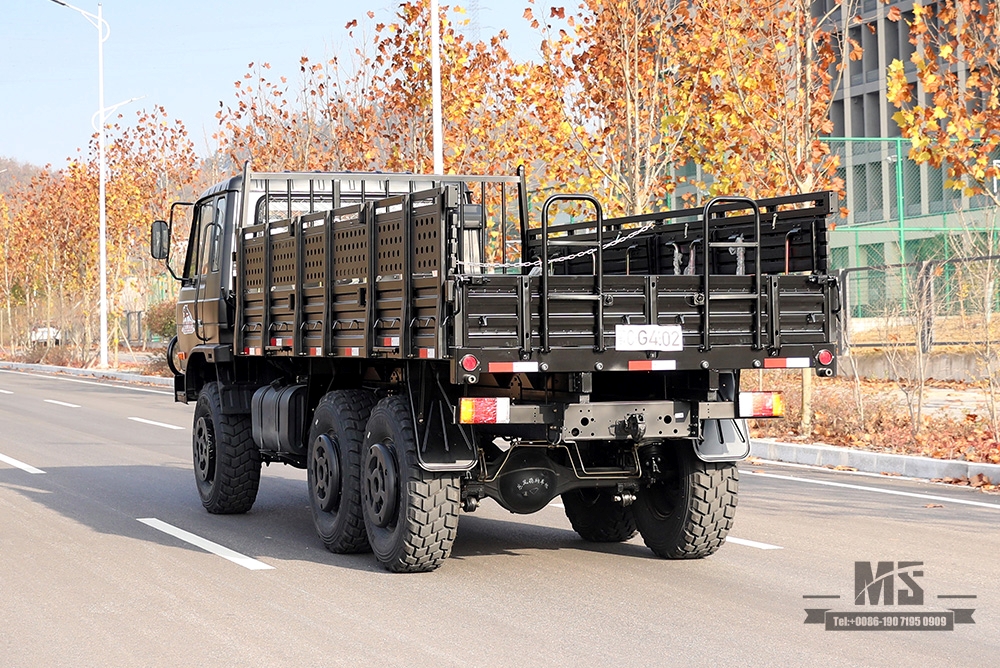 东风六轮驱动EQ2102卡车_190马力3.5吨三轴六轮驱动黑色越野货车_全轮驱动EQ2102G出口专用整车