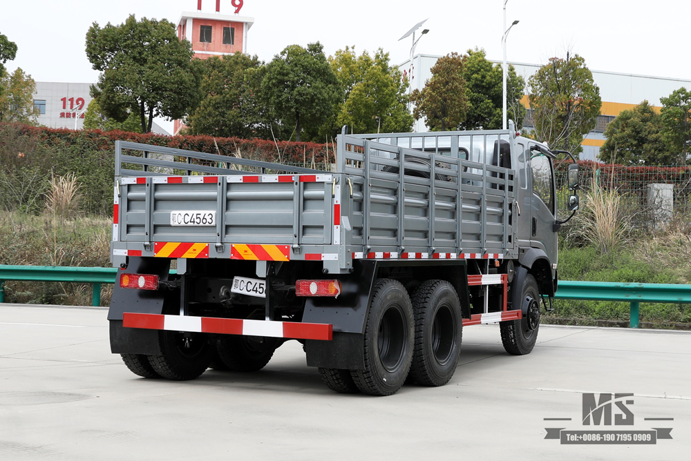 东风EQ2082六轮驱动卡车_6WD 170hp平头“山猫”小型非越野轮胎EQ240卡车配置_6*6出口专用整车制造商