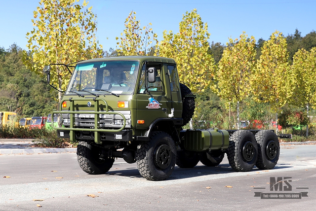 190马力东风EQ2102六轮驱动底盘_6×6军绿153一排半驾驶室越野底盘_东风卡车底盘出口专用卡车底盘