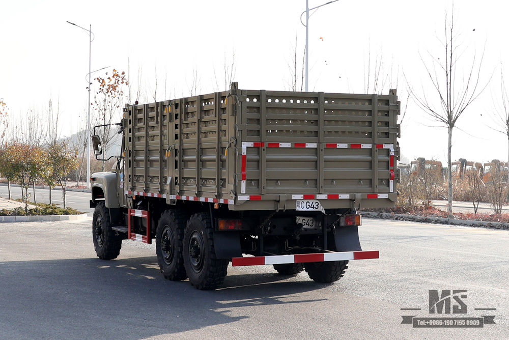 东风EQ240越野卡车_中国二汽集团经典尖头卡车_六驱170马力卡车配置