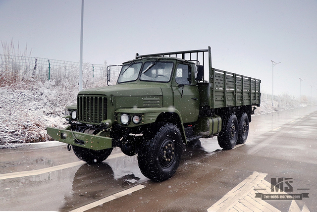 东风6WD EQ2100越野车_6×6 190马力经典军绿尖头越野整车出售_东风245柴油运兵车出口特价整车 