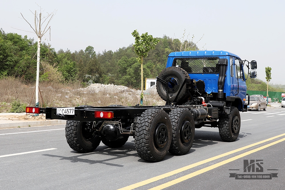 210马力东风EQ2102六轮驱动底盘_6×6蓝色153一排半驾驶室越野底盘_东风六轮驱动卡车底盘出口专用卡车底盘