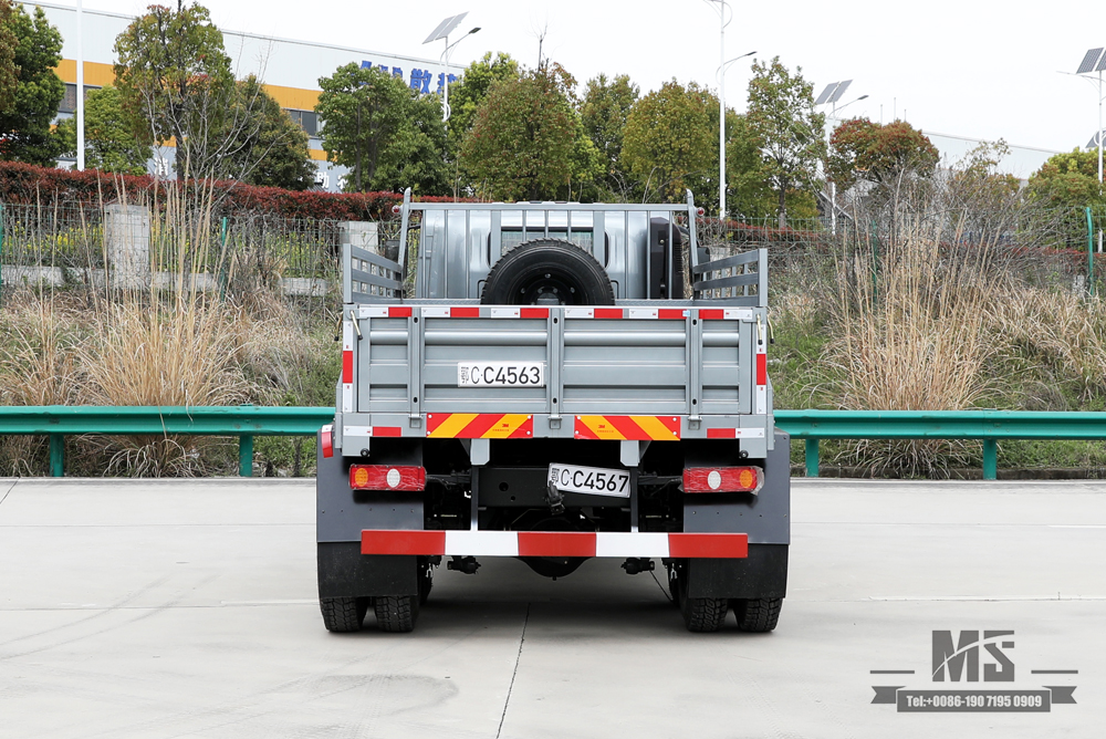 东风EQ2082六轮驱动卡车_6WD 170hp平头“山猫”小型非越野轮胎EQ240卡车配置_6*6出口专用整车制造商