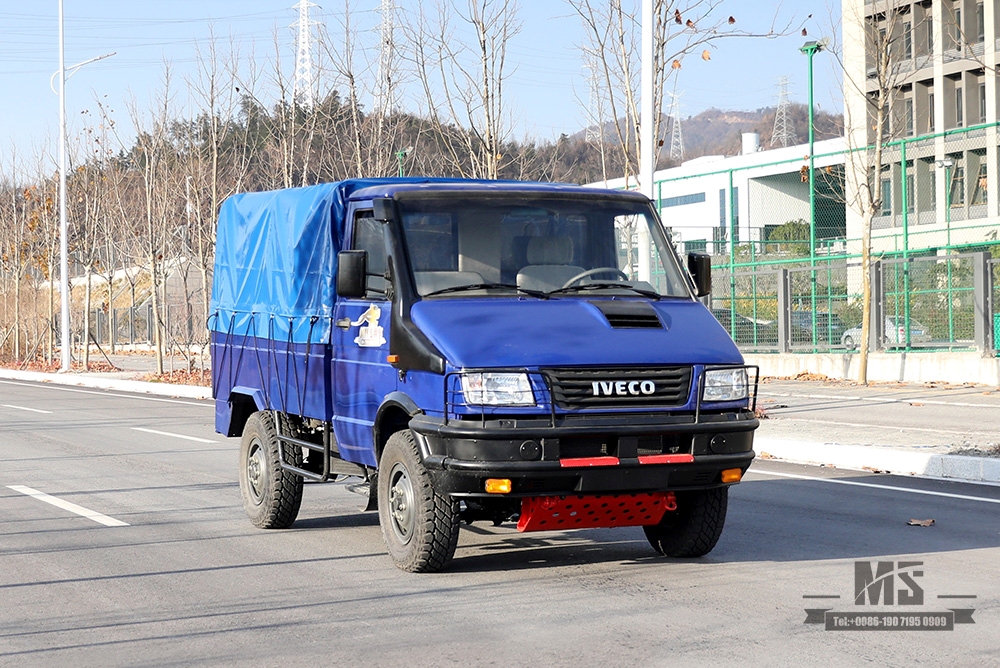 蓝色四驱依维柯越野车_4*4 113马力短头单排微型轻卡带篷布杆_出口特价整车