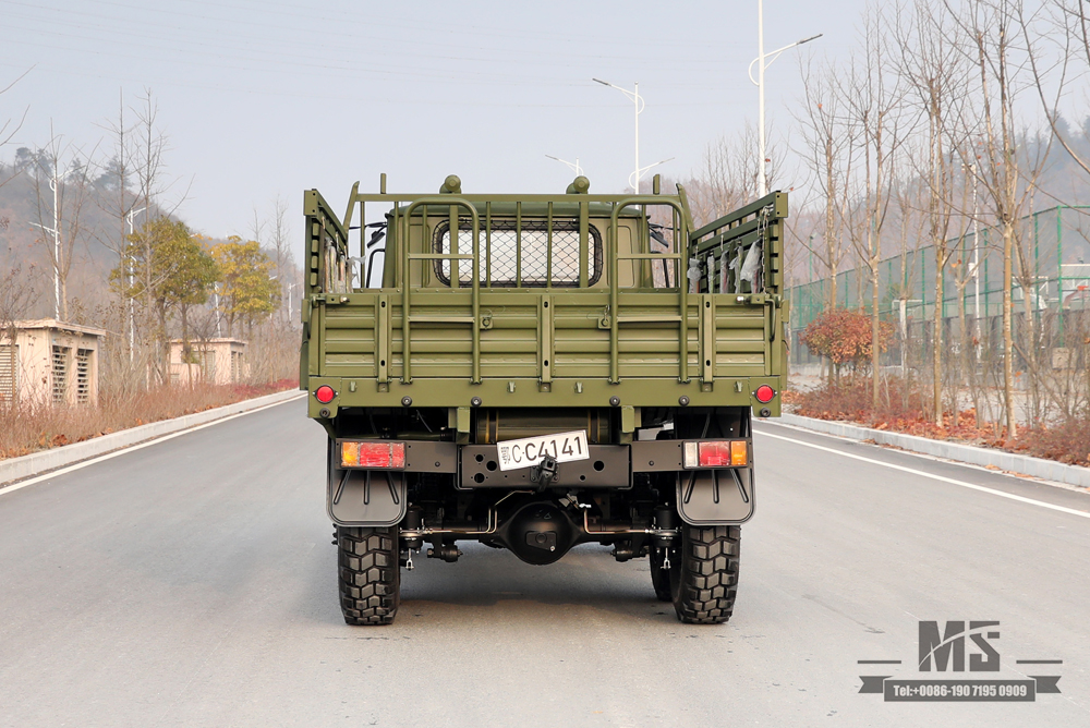 6×6东风EQ2082_170马力EQ2082六驱双玻越野专用车_240运输整车_出口专用整车