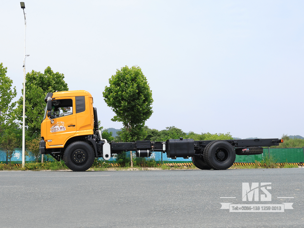 东风4&times;4平头卡车底盘_4*4 260马力平头卡车四轮驱动底盘出售_专用出口卡车底盘 