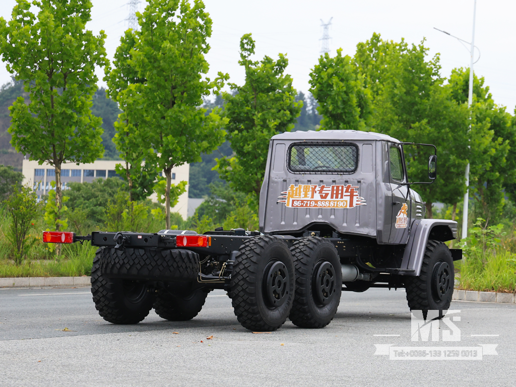 东风6&times;6 EQ2100 底盘_6&times;6越野卡车双窗格前挡风玻璃驾驶室底盘出售_特价出口底盘 