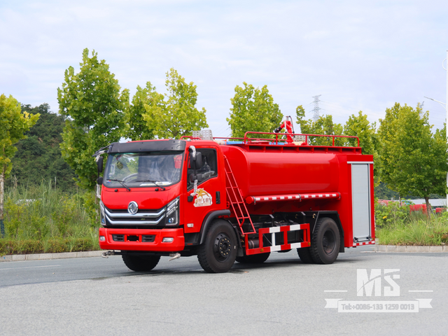 4&times;2 7m³ 水箱消防车，紧急消防和洒水车 整车