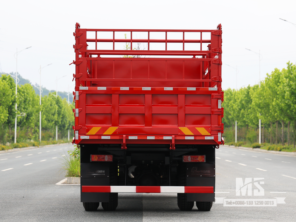 东风 18 吨红色 4&times;2 网格桩 自卸卡车 (210 HP) |特种出口卡车