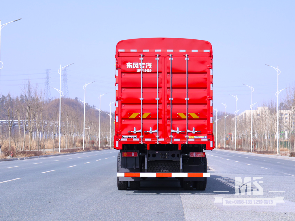 东风31吨平头加长驾驶室桩式货车（500马力）|特种出口卡车 