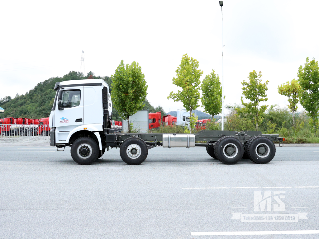 东风8&times;4重型越野车底盘专用改装